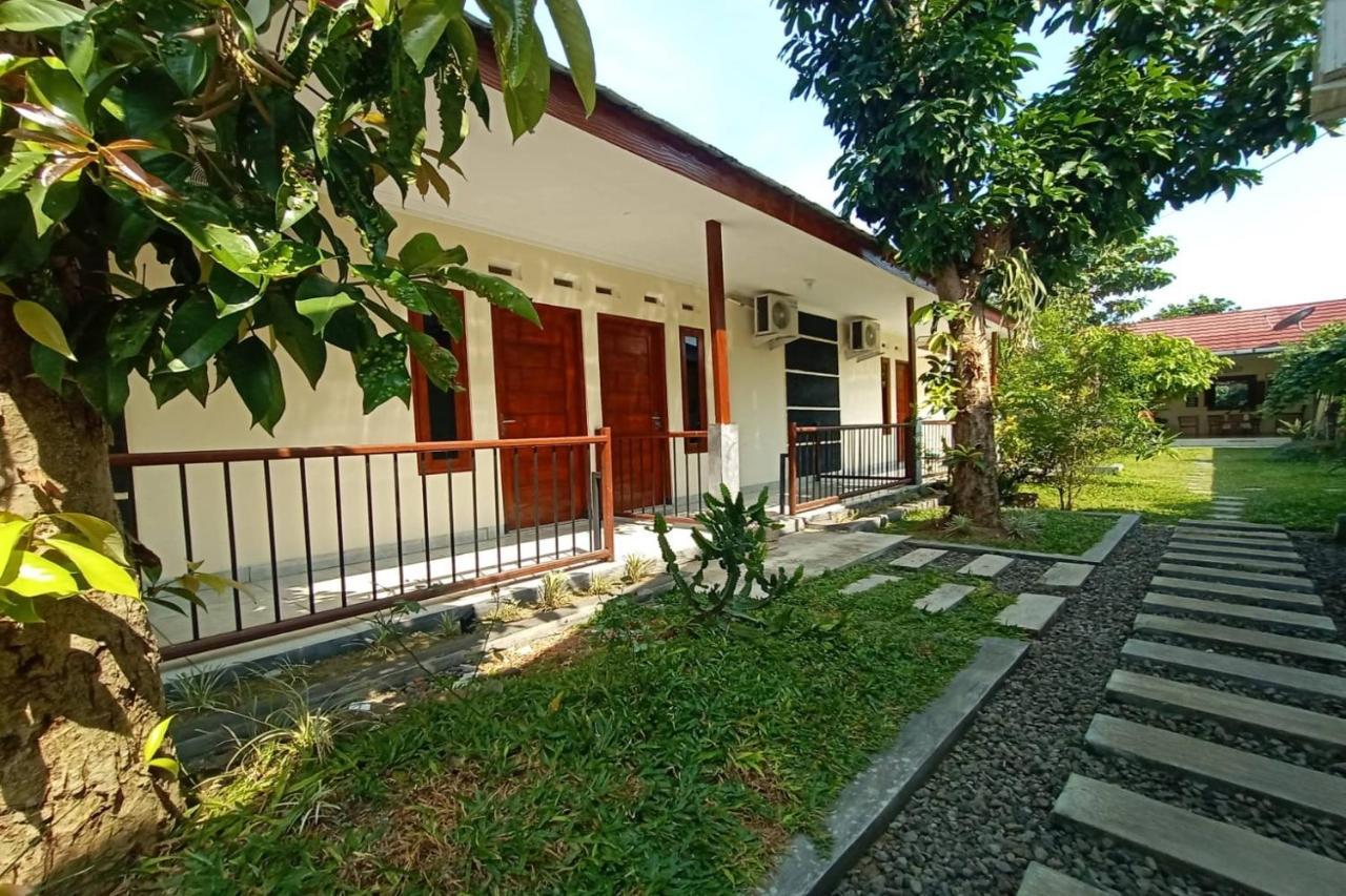 Express O 91578 Villali Jogja Yogyakarta Bagian luar foto